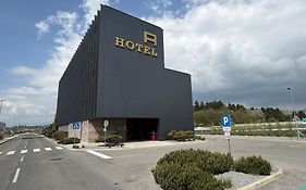 Hotel A